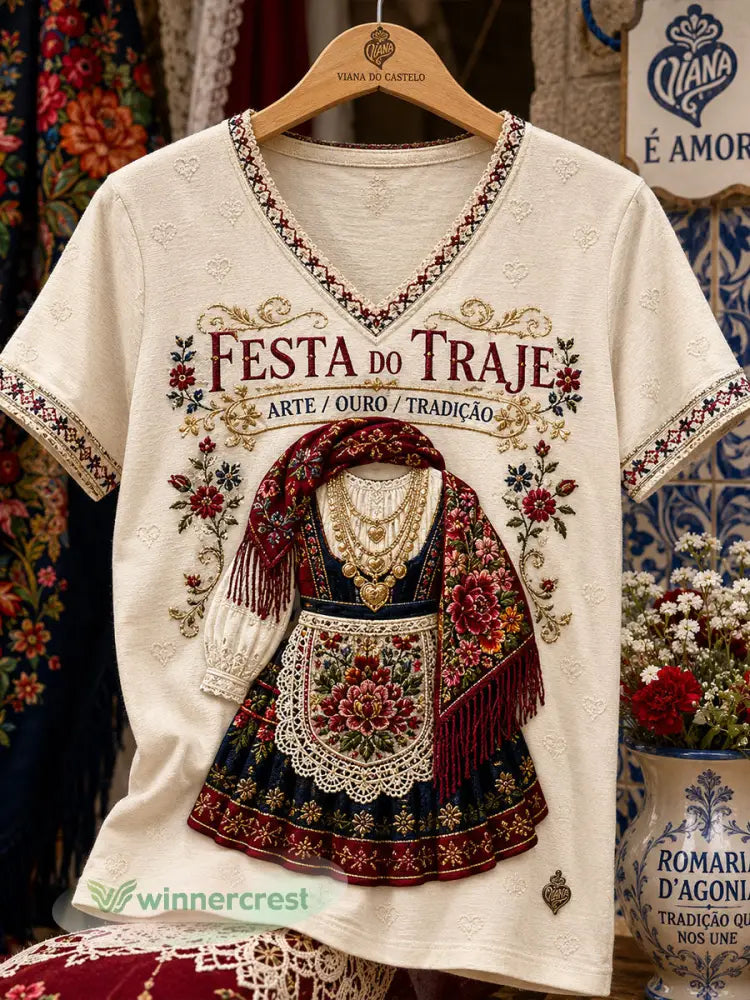 Camiseta estampada com arte das Festas d’Agonia Portugal feminina - Branco-Cremoso / S