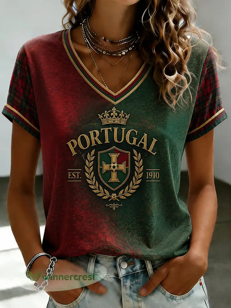 Camiseta feminina de futebol português com estampa e gola em V - como a imagem / S