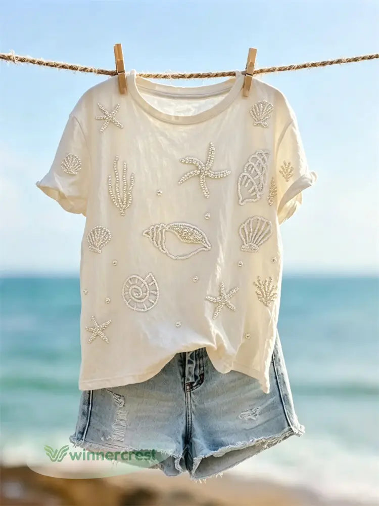 Women’s Classy Starfish & Seashells Pearls Art Print short-sleeved T-shirt - Creamy-White / S