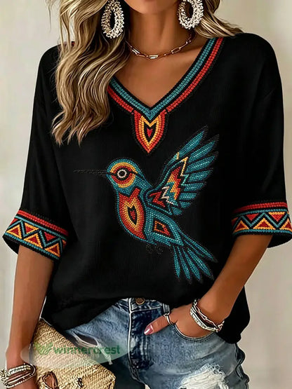 Women’s Indigenous Hummingbird Art V-Neck Tops - Black / S