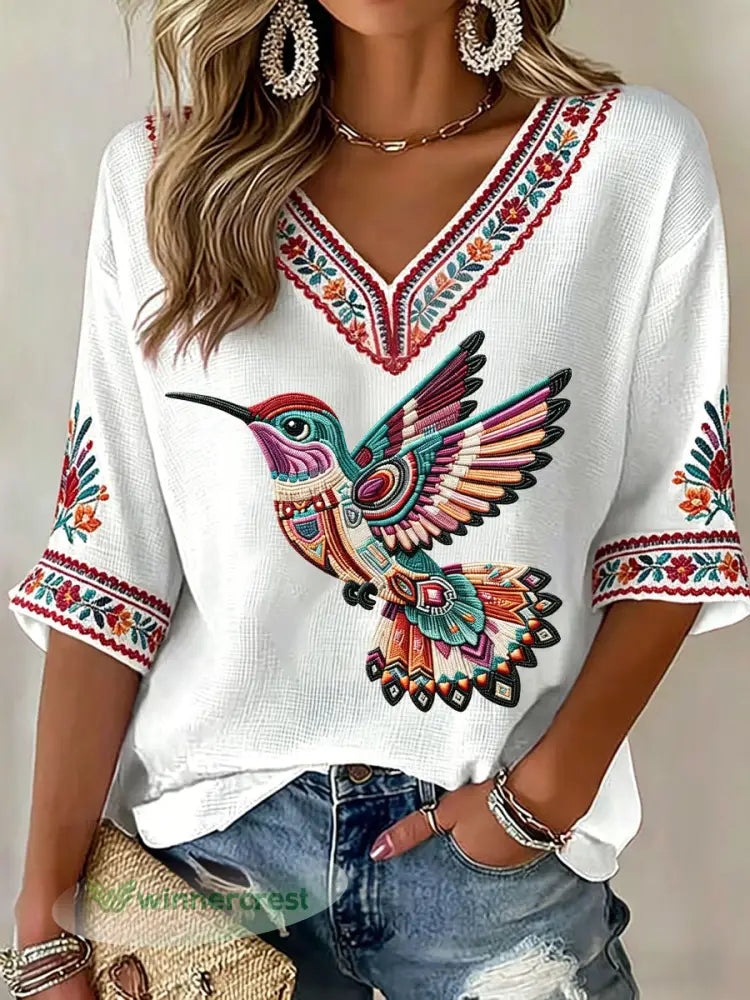 Women’s Indigenous Hummingbird Art V-Neck Tops - White / S